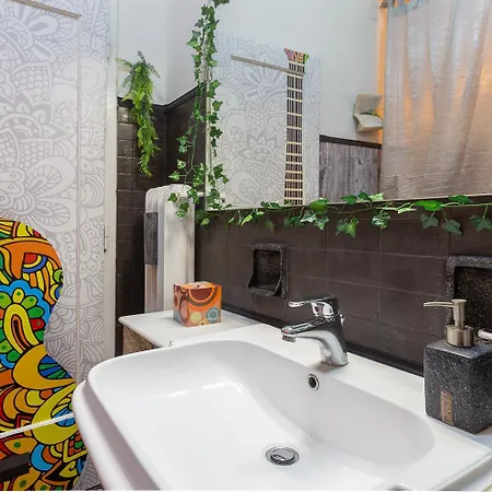 Hostal Lodge&art *