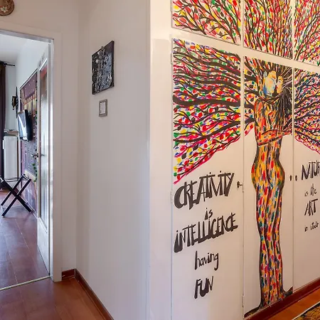 Hostal Lodge&art *